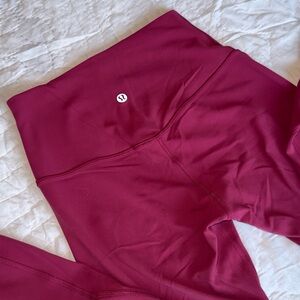 Lululemon Deep Pink ALIGN Leggings 7/8 crop (discontinued color from 2018)
